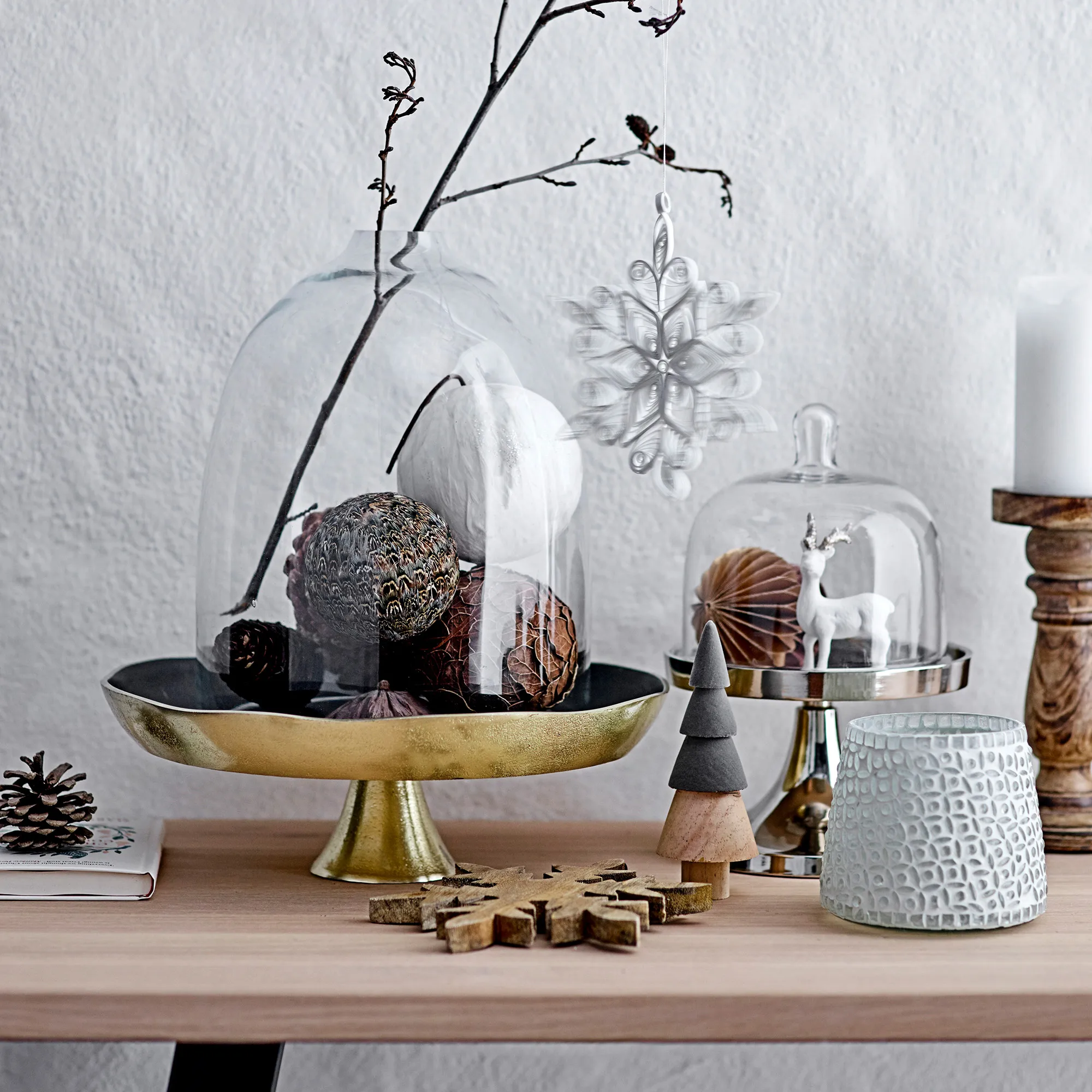 Bloomingville Boule De Noël Zada Ornament Feuile De Chêne 4 Bloomingville Boule De Noël Zada Ornament Feuile De Chêne – Image 2