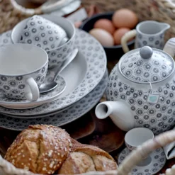 Bloomingville Assiette à Pâtes Elsa Ø28 Cm 7 Bloomingville Assiette à Pâtes Elsa Ø28 Cm -Bloomingville 47456 01 3 EnvironmentImage b7eba31185